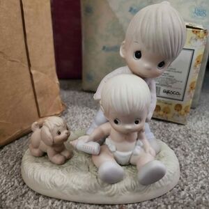 Precious Moments Figurine with Children and Puppy in Cream and White